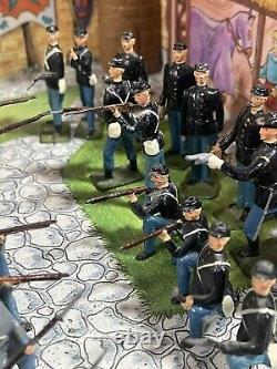 (27) Britain's Vintage Leads Civil War ACW -Painted Metal Union + Confederate