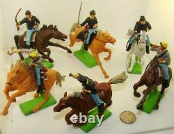 6 Plastic Toy Soldiers BRITAINS Deetail Civil War Riders & Horses + 45 Infantry