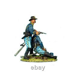 ACW037 Union Dismounted Cavalry Helping Trooper Vignette by First Legion