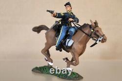 BRITAINS 31018 AMERICAN CIVIL WAR UNION MOUNTED CAVALRY TROOPER with PISTOL nv