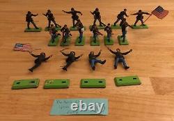 Britain Ltd Deetail Civil War Union Toy Soldiers/Infantry 16 Figure Lot