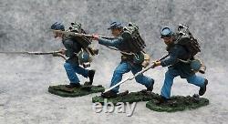 Collectors Showcase Civil War Toy Soldiers 20th Mass Advancing CS00415 (#52)
