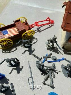 Vintage 1960 Civil War Set Toy Soldiers Accessories Horses Original Box RARE
