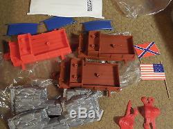 Vintage MPC Multiple BLUES & GRAYS Civil War Playset w Plastic Toy Soldiers
