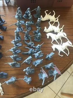 Vintage lot of 60 Marx Blue and Grey Civil War Soldiers Plus Cannons Building