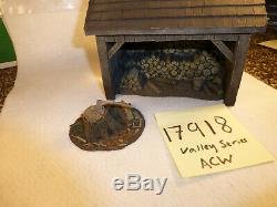 W Britains ACW 17918 Wood Shed Stump and Axe American Civil War (132 w box)